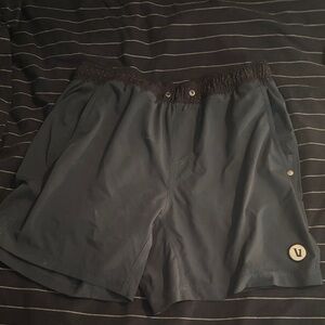Mens Vuori Shorts 7” with Liner